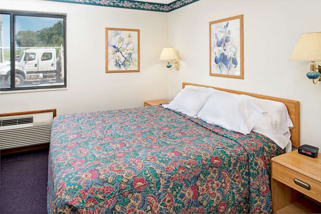 Rodeway Inn Red Oak Zimmer foto